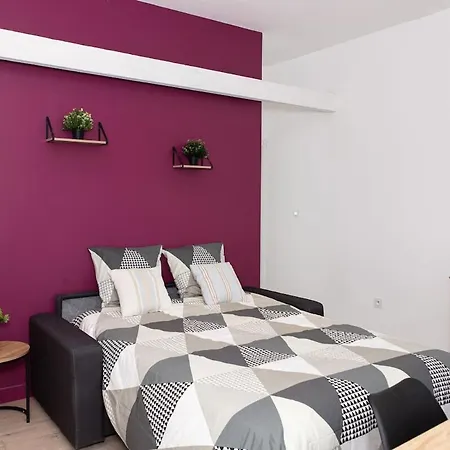 Le Velours Royal Apartment